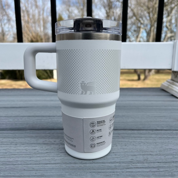 Stanley The Quencher ProTour Flip Straw Tumbler - Picture 6 of 6